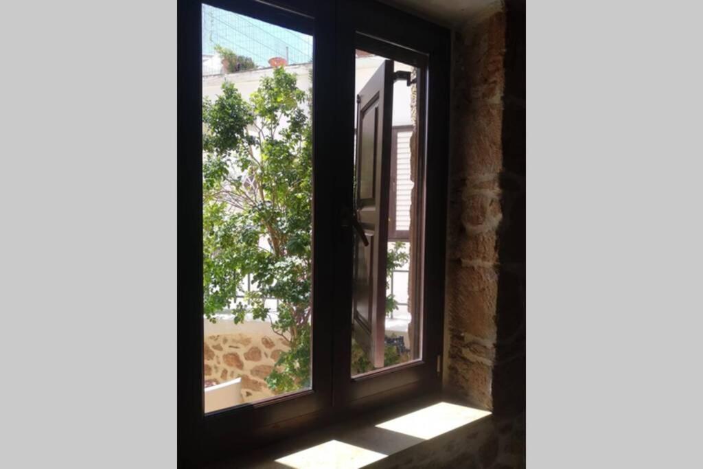 Traditional Stone House シティア エクステリア 写真