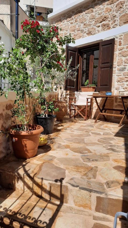 Traditional Stone House シティア エクステリア 写真